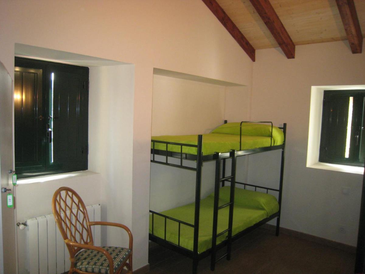 Albergue Oasis ซาร์เรีย ภายนอก รูปภาพ