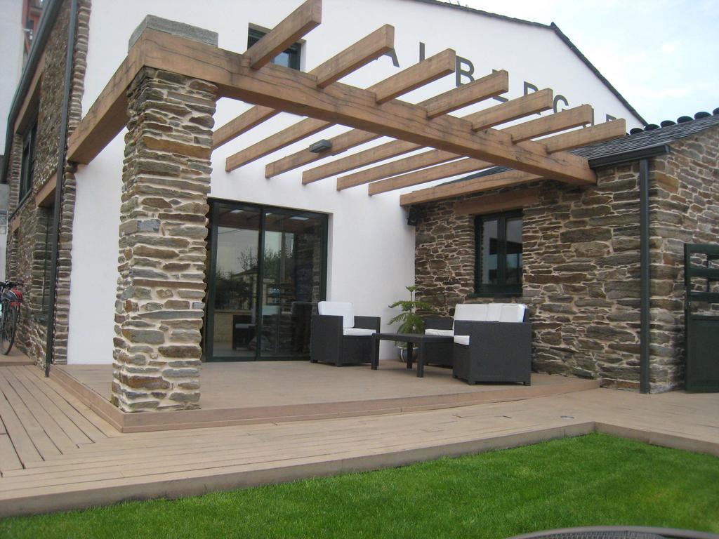 Albergue Oasis ซาร์เรีย ภายนอก รูปภาพ