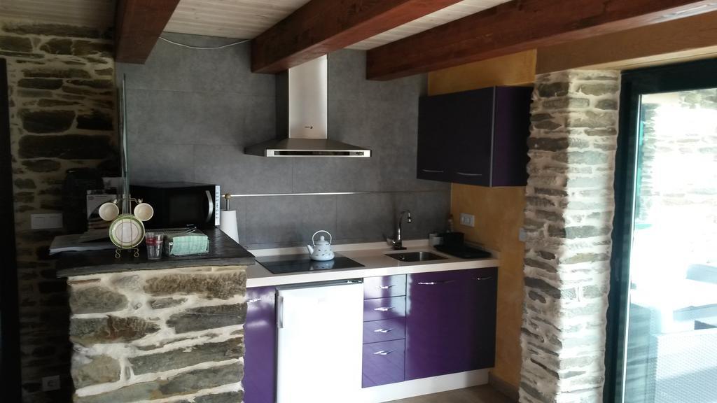 Albergue Oasis ซาร์เรีย ภายนอก รูปภาพ