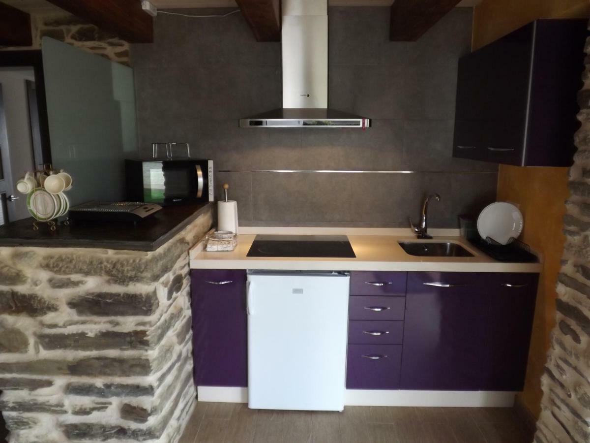 Albergue Oasis ซาร์เรีย ภายนอก รูปภาพ